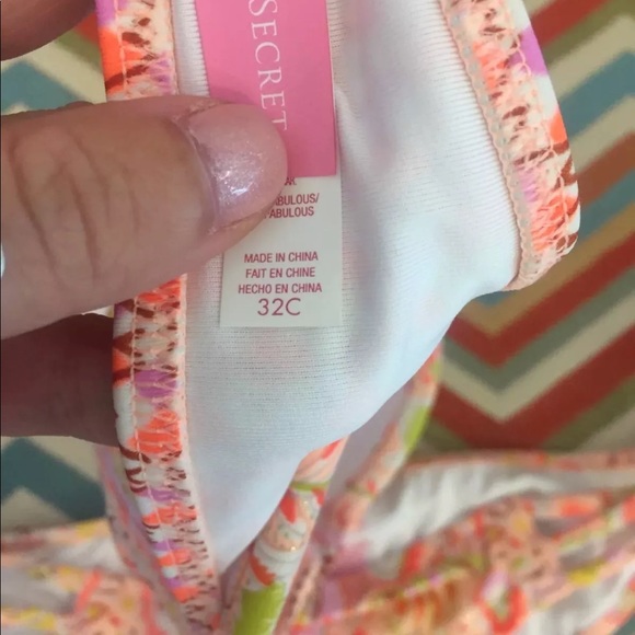 Victoria’s Secret swim push up bikini 32c small - Picture 4 of 5